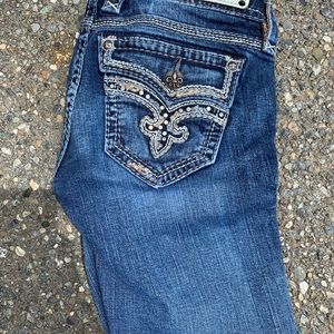 Rock Revival Size 26.